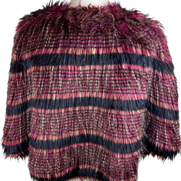Collection Eighteen NWT Womens Striped Red and Black Faux Fur Poncho Shawl - Picture 6 of 12
